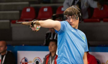 Коростильов вийшов до фіналу Олімпіади у змаганнях зі стрільби з пістолета