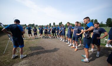 Без Довбика, але з легіонерами. Дніпро-1 виграв перший контрольний матч