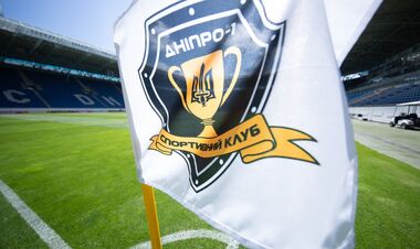 Стало відомо, скільки Дніпро-1 отримав за трансфери Третьякова та Сарапія