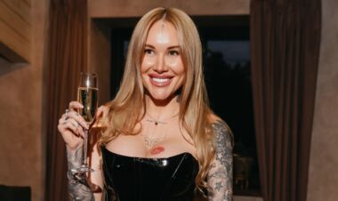 ФОТО. «Скільки шкур на фото?» Морозюк знову запалила мережу