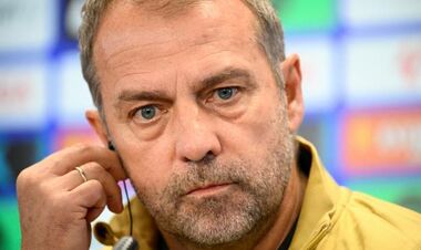 Флік вимагає від керівництва Барселони трансфер. Відомо, кого хоче коуч