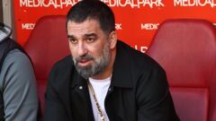 Тренер, якого сватають у Шахтар, провів переговори з клубами із Англії