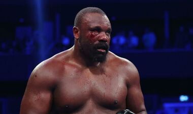 Дерек Чісора назвав боксера, який здатний зараз перемогти Усика